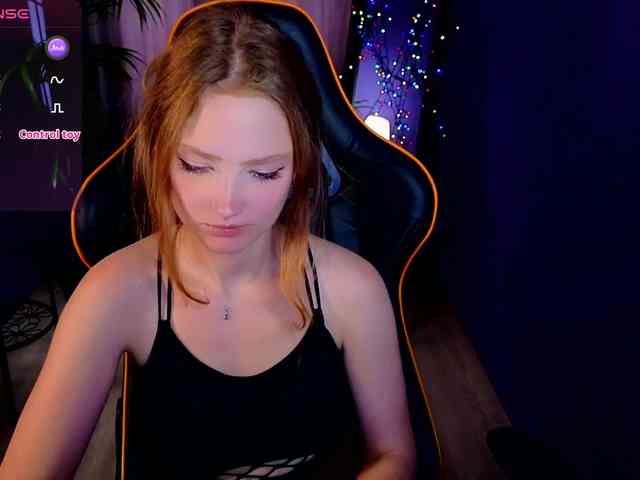 Your-lilith webcam