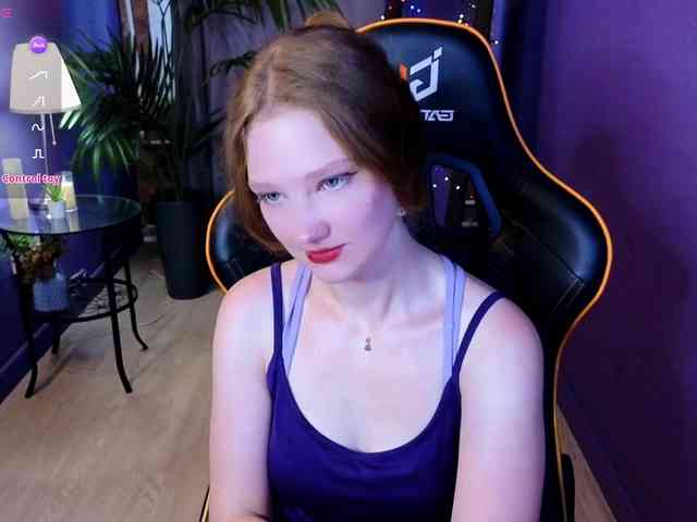 Your-lilith webcam
