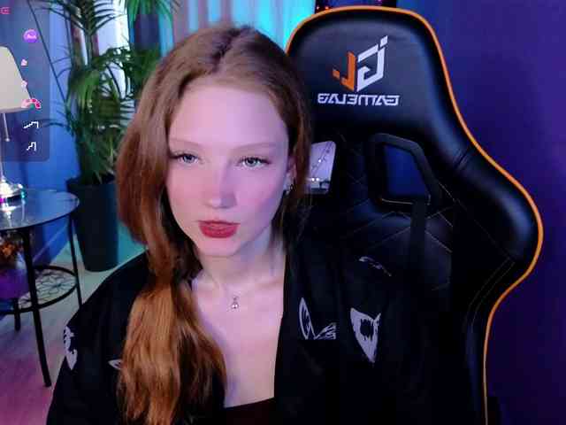 Your-lilith webcam