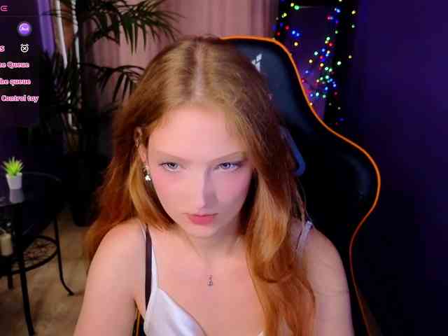 Your-lilith webcam