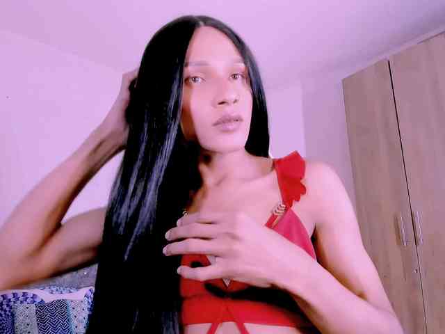 karoline-miss Live Webcam on BongaCams