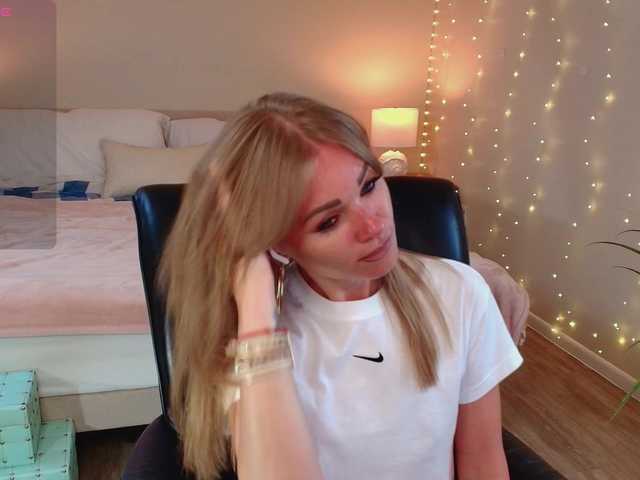 Kissmeexxx live cam on BongaCams