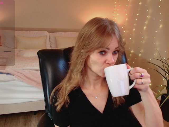 Kissmeexxx live cam on BongaCams