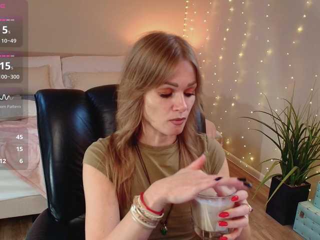 missKOSHKA live cam preview