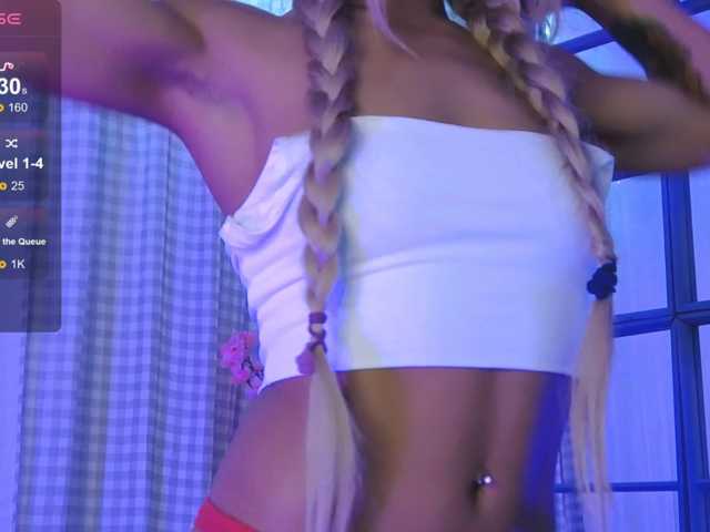 SarahRaiynex, en vivo ahora en BongaCams
