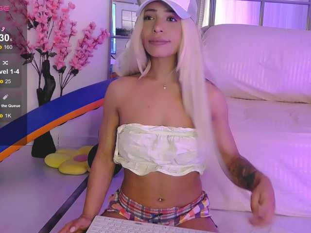 SarahRaiynex live cam on BongaCams