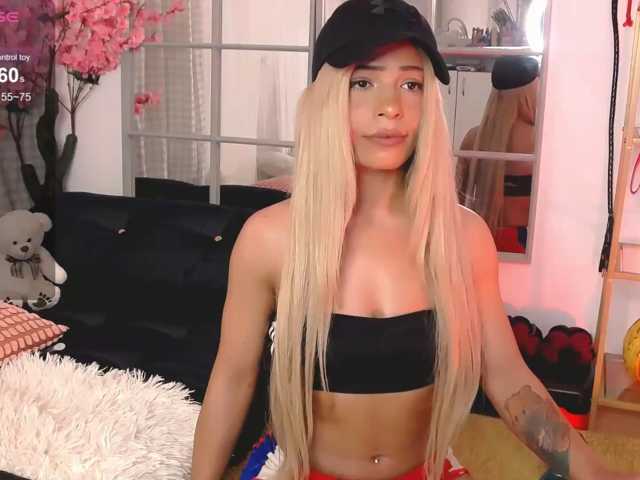 SarahRaiynex, live now on BongaCams