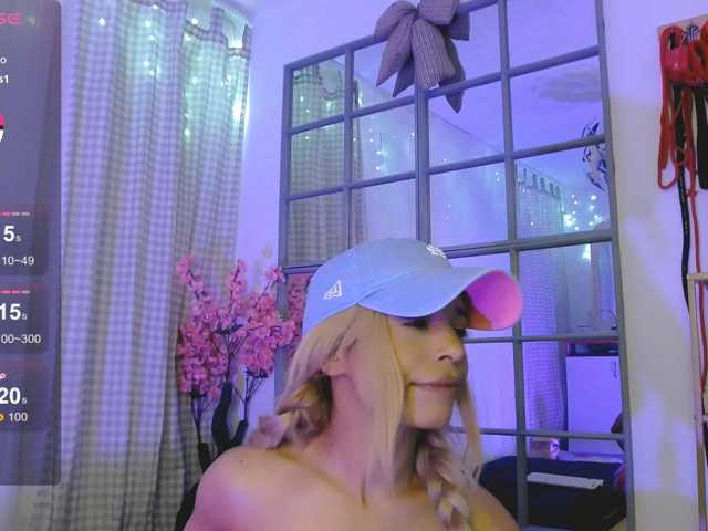 SarahRaiynex live cam on BongaCams