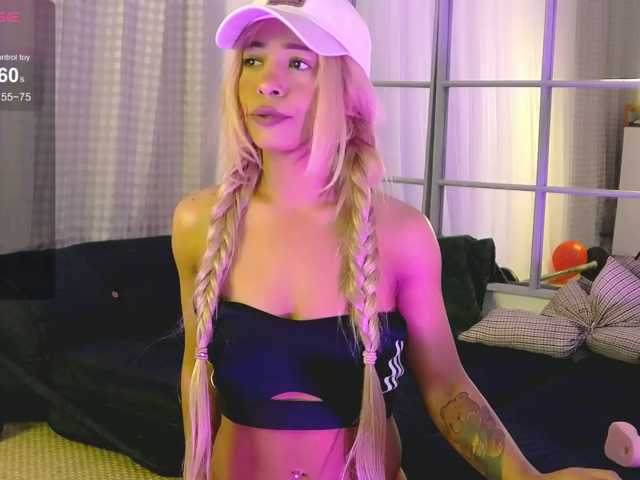 SarahRaiynex live cam on BongaCams