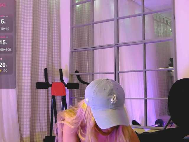 SarahRaiynex live cam on BongaCams
