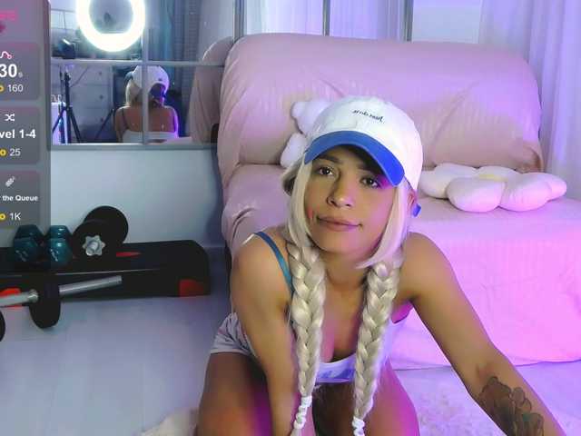 SarahRaiynex live cam on BongaCams