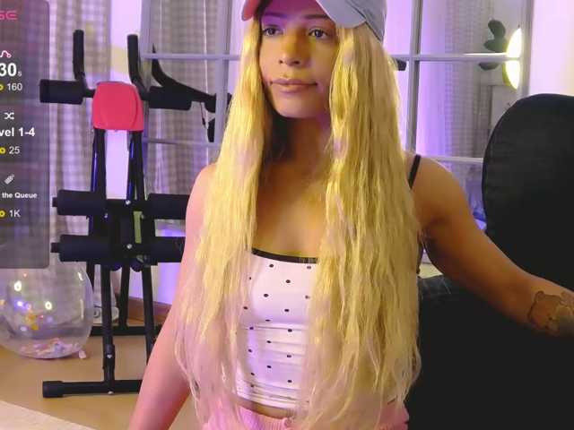 SarahRaiynex live cam on BongaCams
