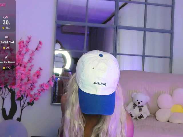 SarahRaiynex live cam on BongaCams