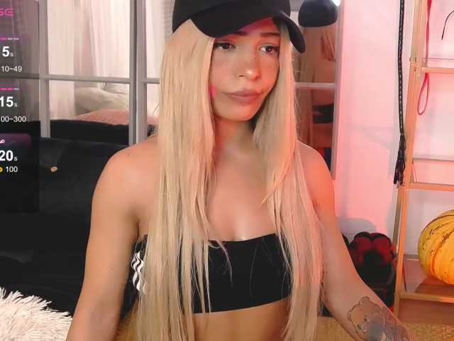 SarahRaiynex, en directo ahora en BongaCams