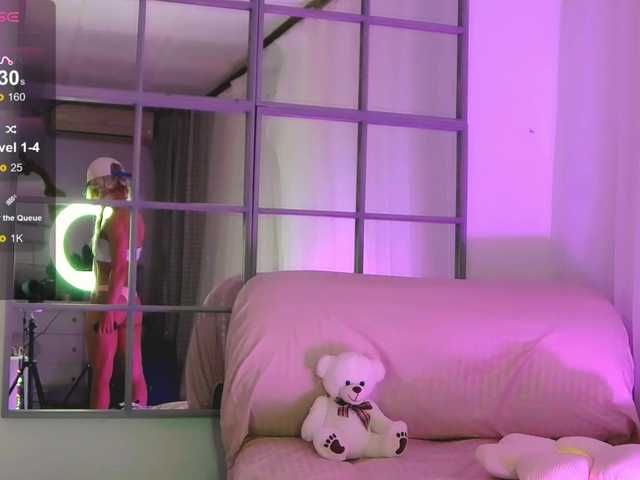 SarahRaiynex live cam on BongaCams