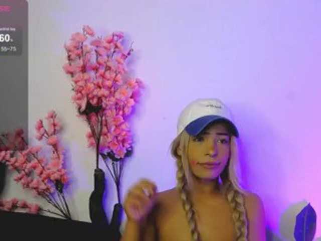 SarahRaiynex live cam on BongaCams