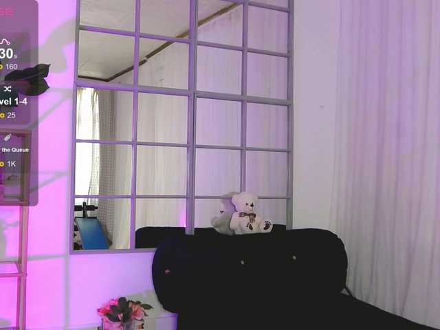 SarahRaiynex live webcam show