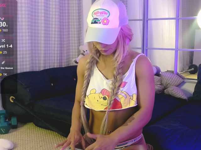SarahRaiynex live cam on BongaCams