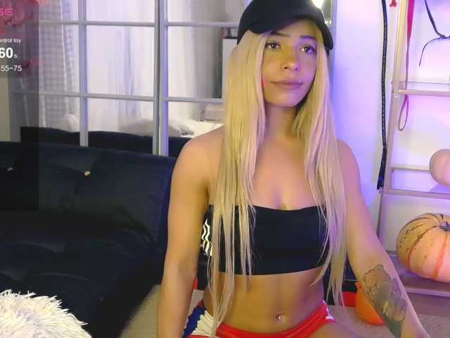 SarahRaiynex, en directo ahora en BongaCams