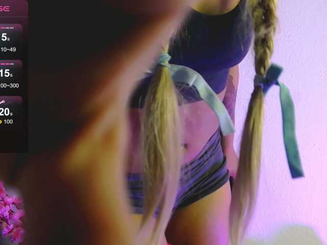 SarahRaiynex live cam on BongaCams