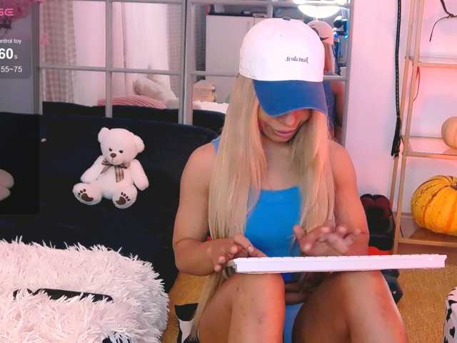 SarahRaiynex, live now on BongaCams