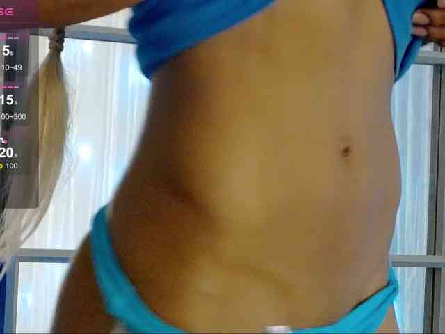 SarahRaiynex webcam