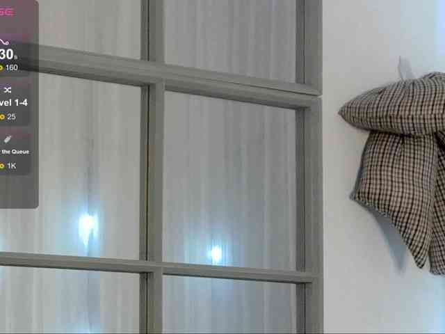 SarahRaiynex webcam