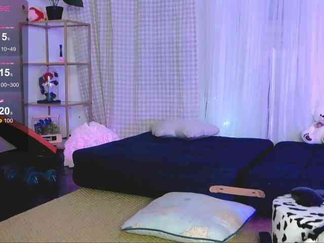 SarahRaiynex webcam