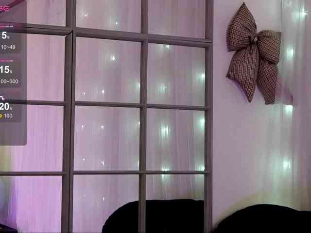 SarahRaiynex webcam