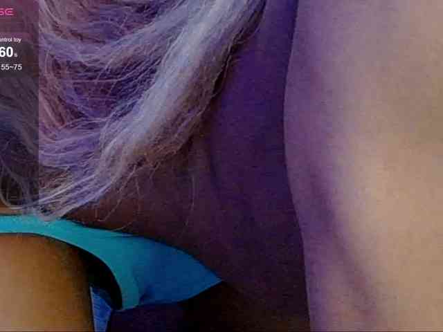 SarahRaiynex webcam