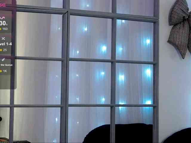 SarahRaiynex webcam