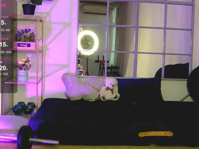 SarahRaiynex webcam