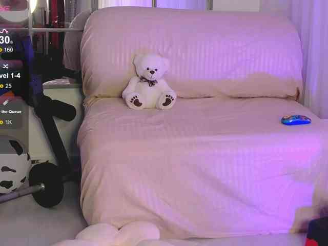 SarahRaiynex webcam