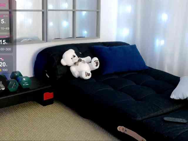 SarahRaiynex webcam