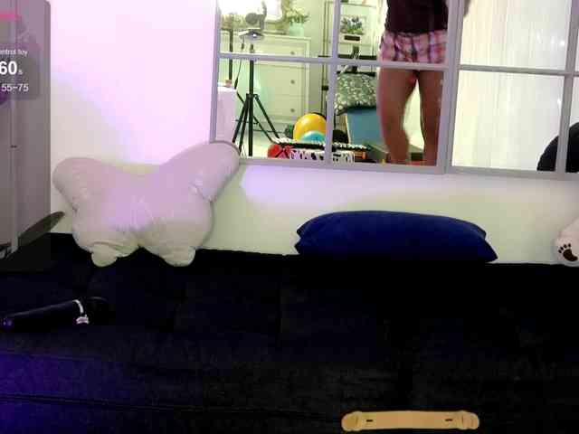 SarahRaiynex webcam
