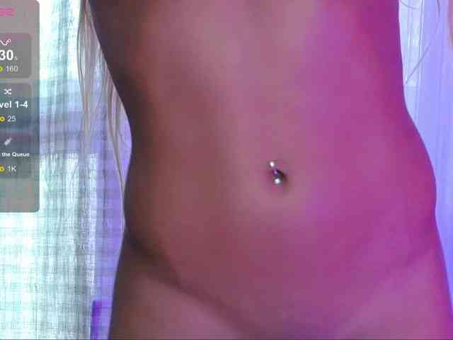 SarahRaiynex webcam