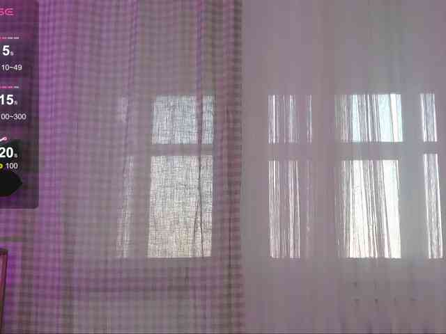 SarahRaiynex webcam