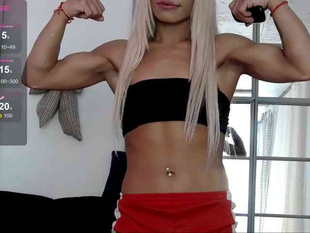 SarahRaiynex webcam