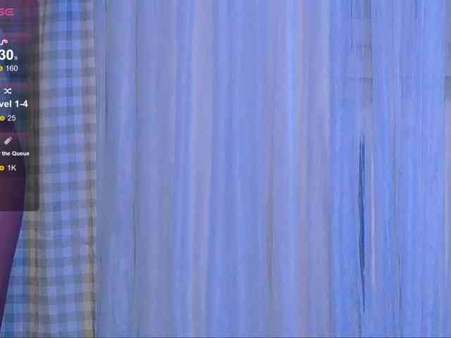 SarahRaiynex webcam