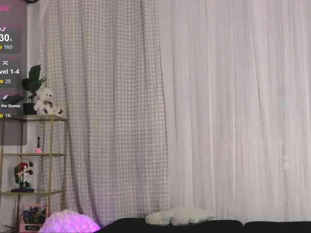 SarahRaiynex webcam