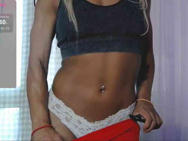 SarahRaiynex webcam