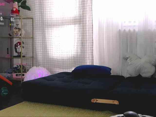SarahRaiynex webcam