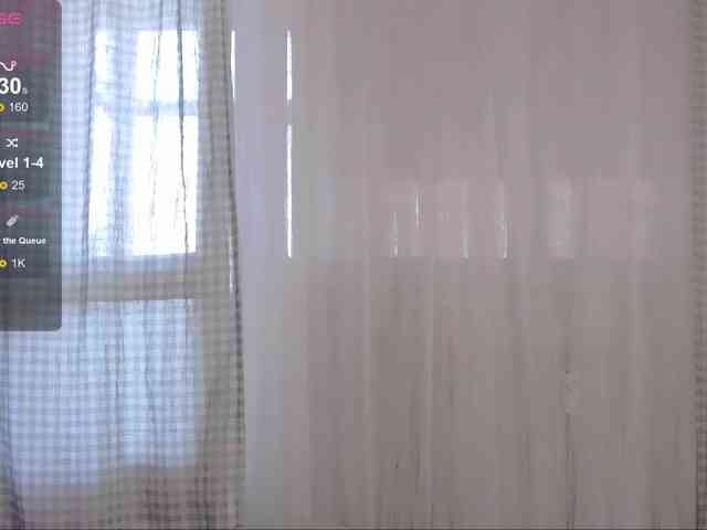 SarahRaiynex webcam