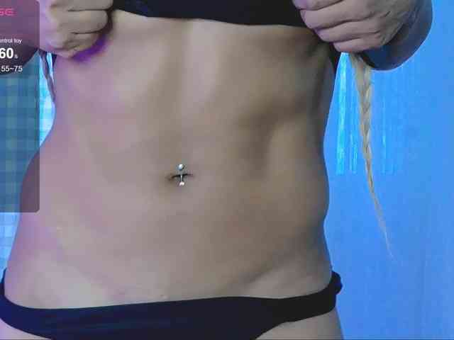 SarahRaiynex webcam