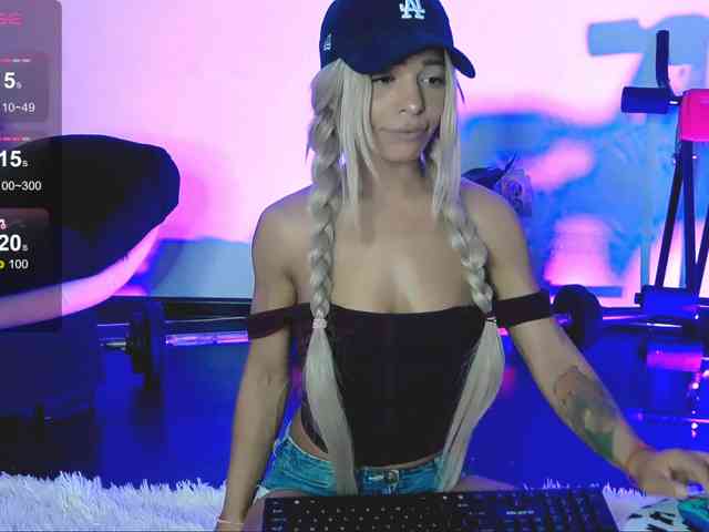 SarahRaiynex SarahRaiynex