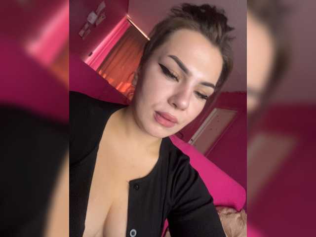 Family707 live cam on BongaCams