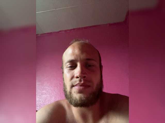 Family707 live cam on BongaCams