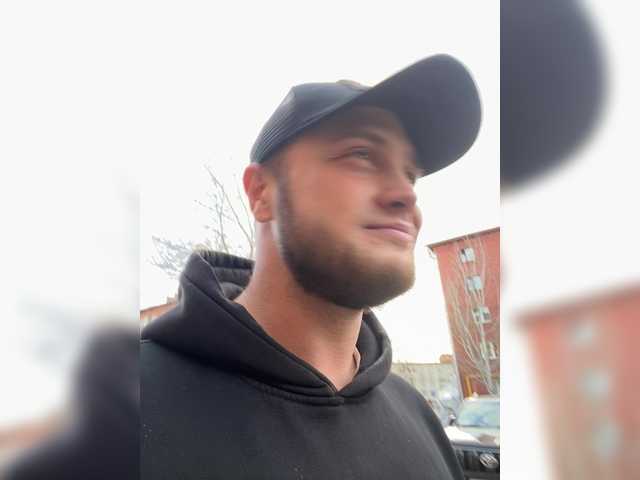 Family707's BongaCams show and profile