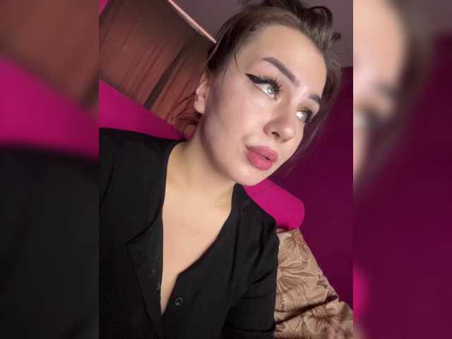 Family707 live cam on BongaCams
