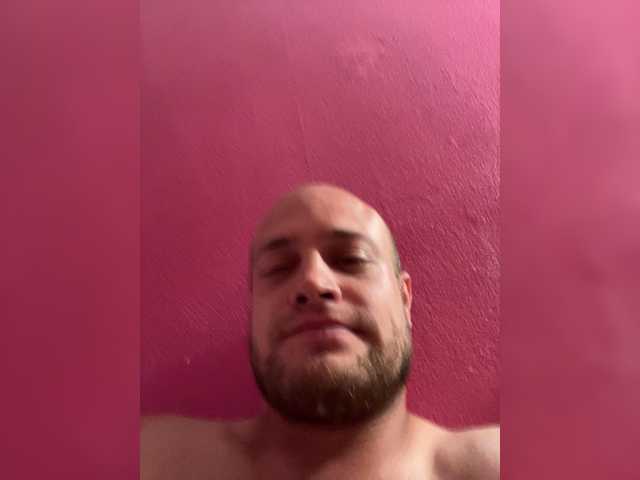 Family707 live cam on BongaCams